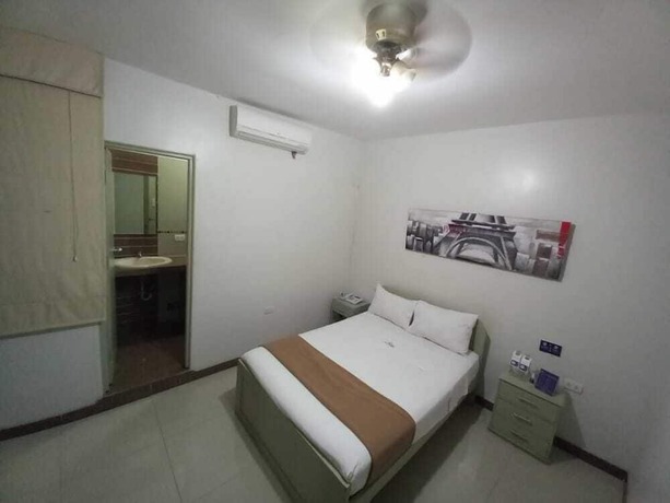 Imagen de la habitación del Hotel Buongiorno Suites Sullana Ii. Foto 9