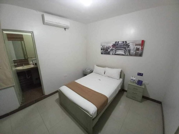 Imagen de la habitación del Hotel Buongiorno Suites Sullana Ii. Foto 11