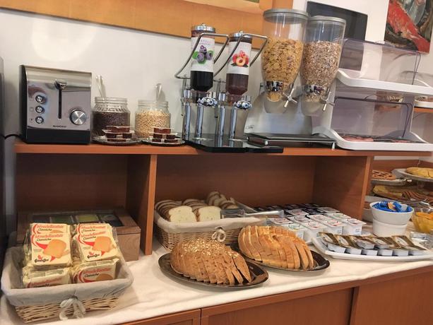 Imagen general del Hotel Buonhotel. Foto 6