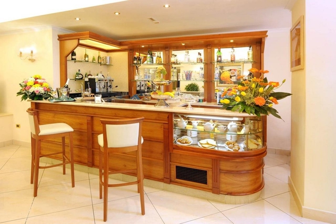 Imagen general del Hotel Buono, Nápoles. Foto 5