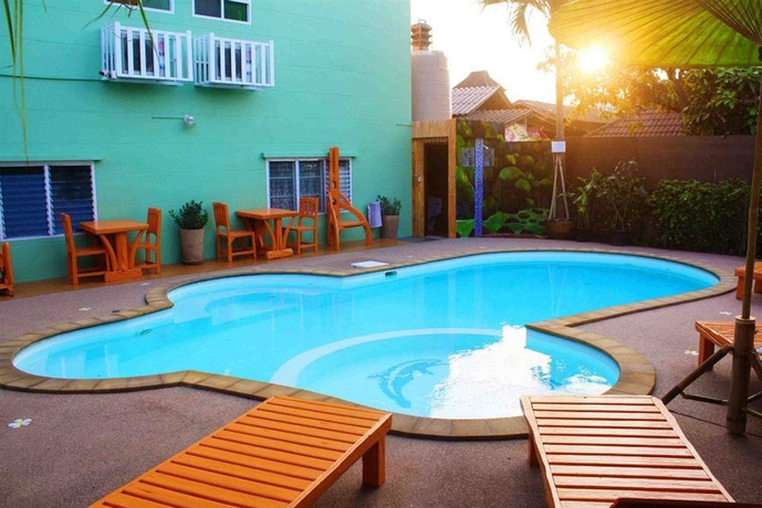 Imagen de la piscina del Hotel Bupatara. Foto 11