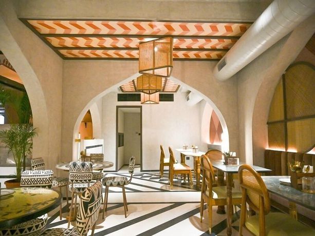 Imagen del bar/restaurante del Hotel Bur Dera A Boutique Luxury. Foto 4