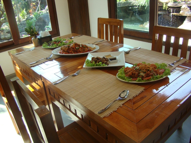 Imagen del bar/restaurante del Hotel Bura Resort, Chiang Rai. Foto 2