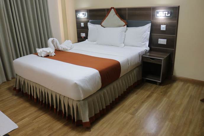 Imagen de la habitación del Hotel Buraha Zenoni And Resort. Foto 10