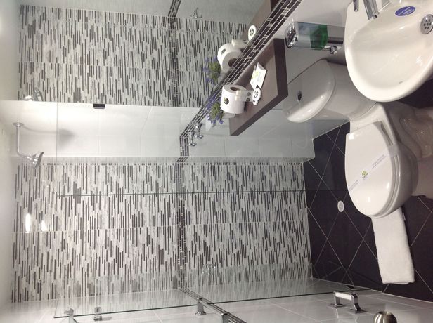 Imagen de la habitación del Hotel Burana. Foto 4