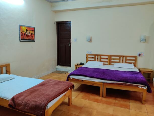 Imagen general del Hotel Burans And Restaurant. Foto 10