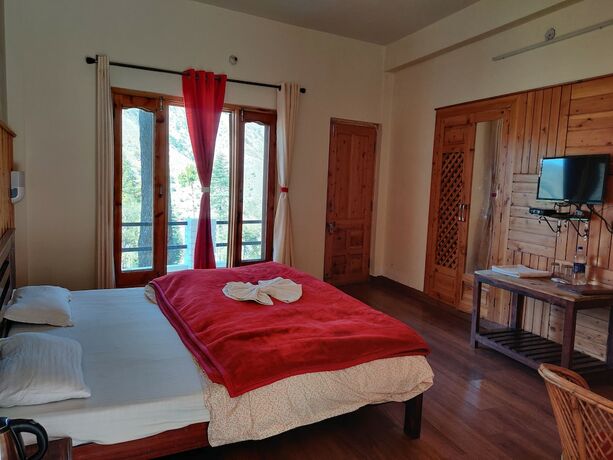 Imagen de la habitación del Hotel Burans And Restaurant. Foto 17