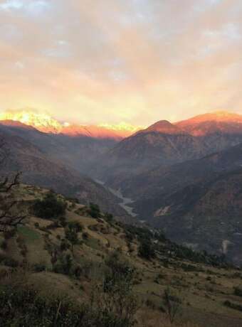 Imagen general del Hotel Buransh Heli Resort. Foto 5