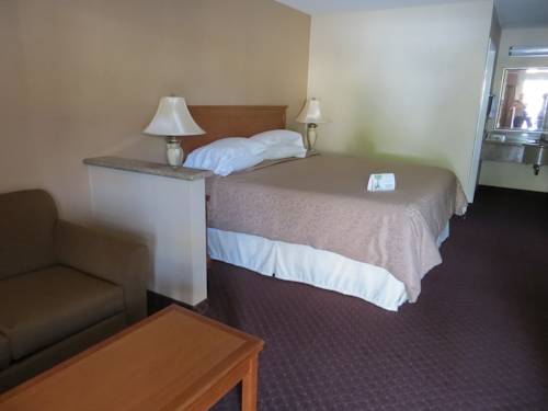 Imagen de la habitación del Hotel Burbank Inn and Suites. Foto 7