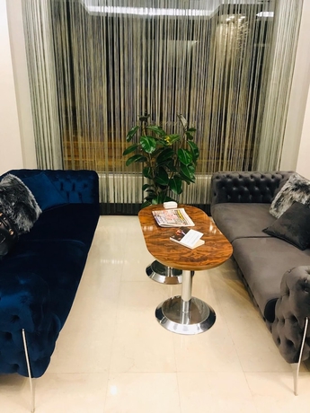 Imagen del bar/restaurante del Hotel Bur&ccedil;man. Foto 2