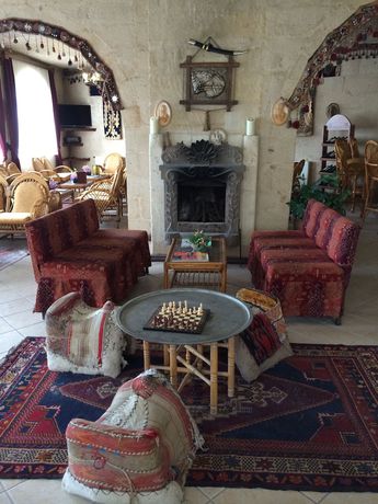 Imagen de los interiores del Hotel Burcu Kaya. Foto 18