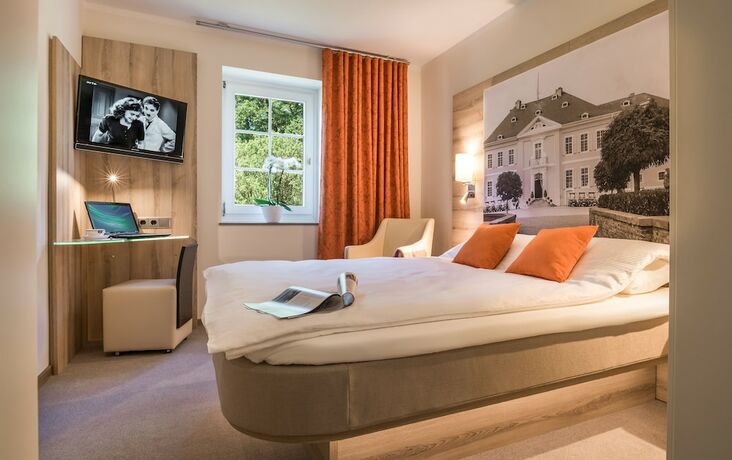 Imagen de la habitación del Hotel Burg Heimerzheim. Foto 18