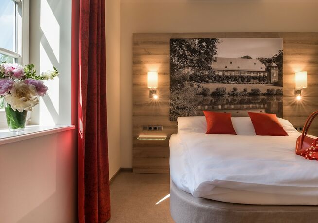 Imagen de la habitación del Hotel Burg Heimerzheim. Foto 19