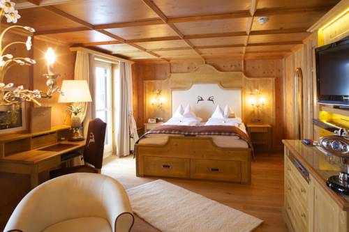 Imagen de la habitación del Hotel Burg Oberlech. Foto 3
