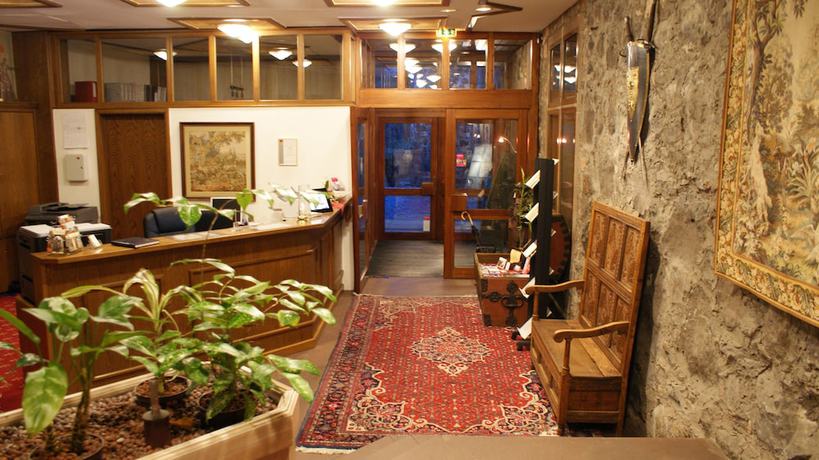 Imagen de los interiores del Hotel Burg Staufenberg. Foto 16