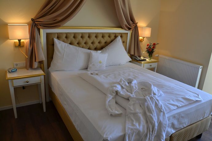 Imagen de la habitación del Hotel Burg Staufenberg. Foto 13