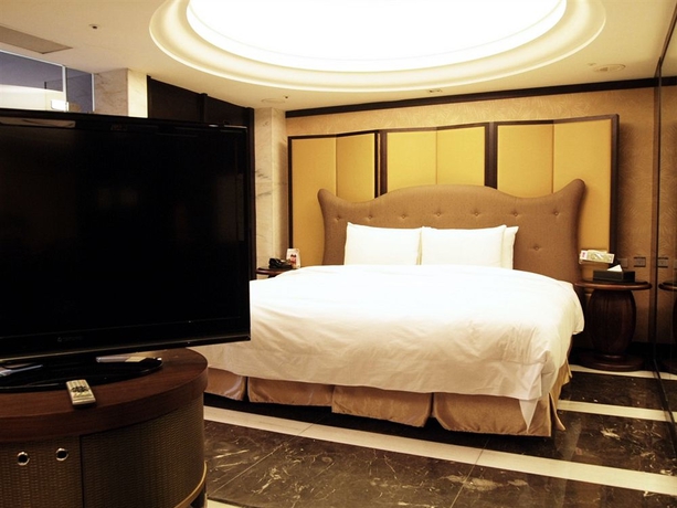 Imagen de la habitación del Hotel Burgary. Foto 6