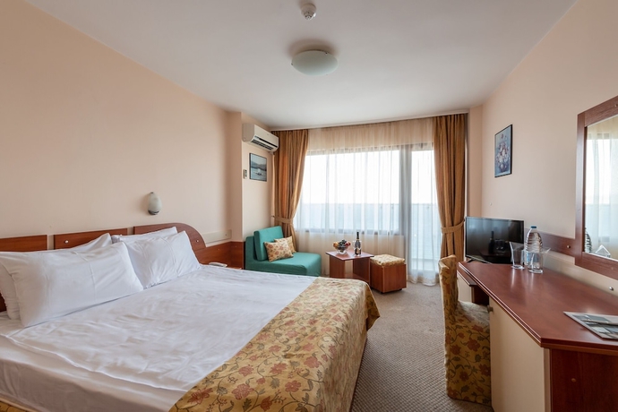 Imagen de la habitación del Hotel Burgas Beach. Foto 4