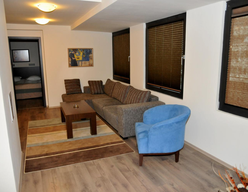 Imagen general del Hotel Burgas Free University. Foto 2