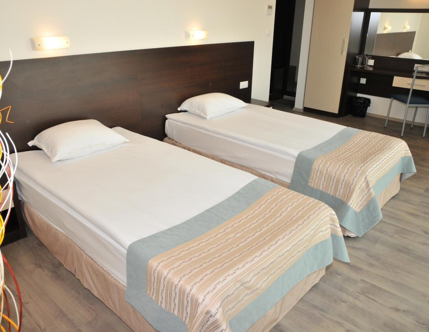 Imagen general del Hotel Burgas Free University. Foto 10