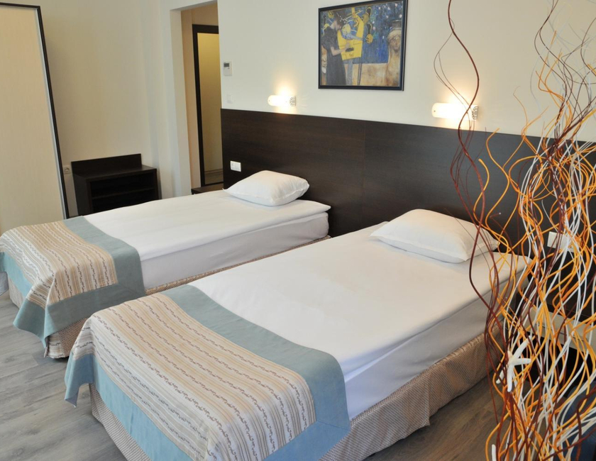 Imagen general del Hotel Burgas Free University. Foto 15