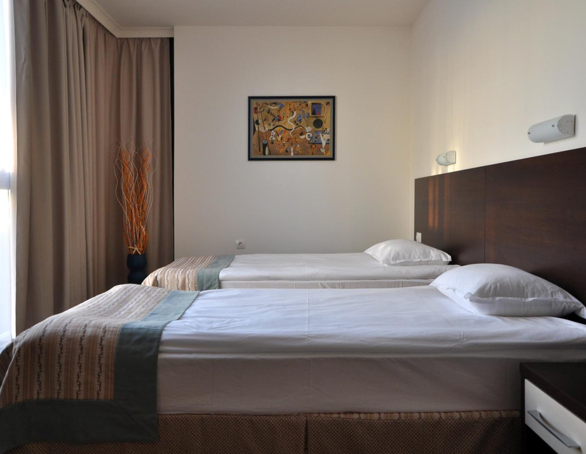 Imagen general del Hotel Burgas Free University. Foto 20