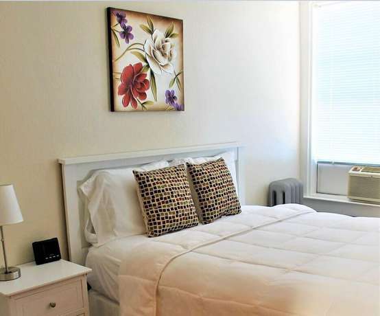 Imagen de la habitación del Hotel Burgess. Foto 16