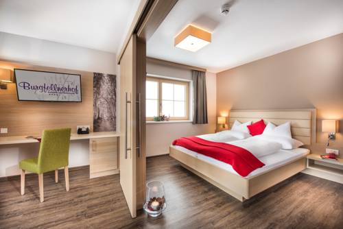 Imagen de la habitación del Hotel Burgfellnerhof. Foto 11