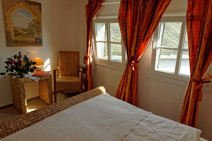Imagen de la habitación del Hotel Burghaus and Villa Kronenburg. Foto 18