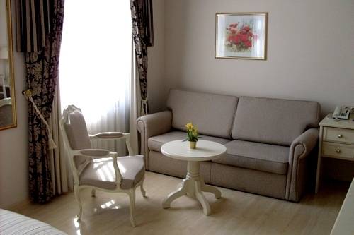 Imagen de la habitación del Hotel Burghof. Foto 3