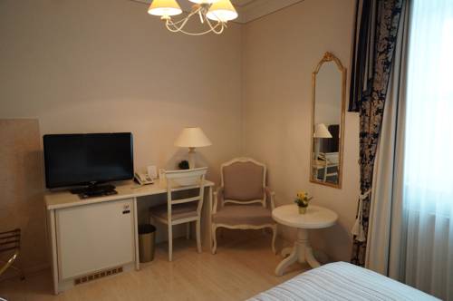 Imagen de la habitación del Hotel Burghof. Foto 5