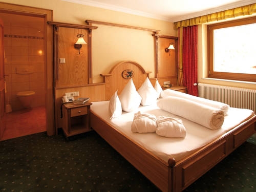 Imagen general del Hotel Burghotel Alpengl&uuml;hn. Foto 2