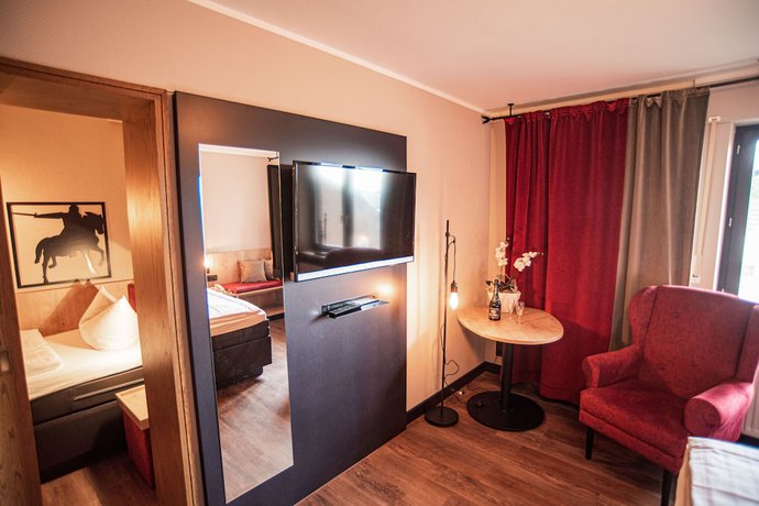 Imagen de la habitación del Hotel Burghotel Pass. Foto 11