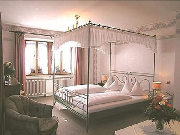 Imagen de la habitación del Hotel Burg-hotel Relais Du Silence. Foto 4