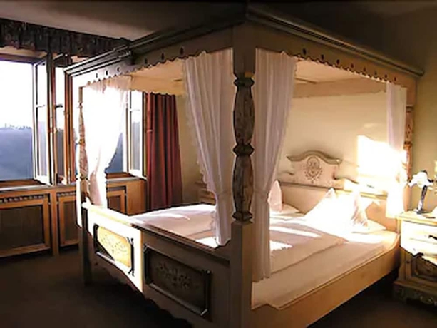 Imagen de la habitación del Hotel Burg-hotel Relais Du Silence. Foto 5