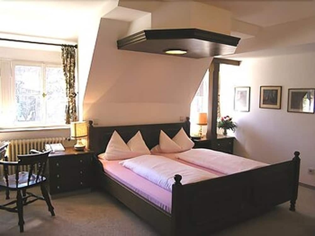 Imagen de la habitación del Hotel Burg-hotel Relais Du Silence. Foto 11