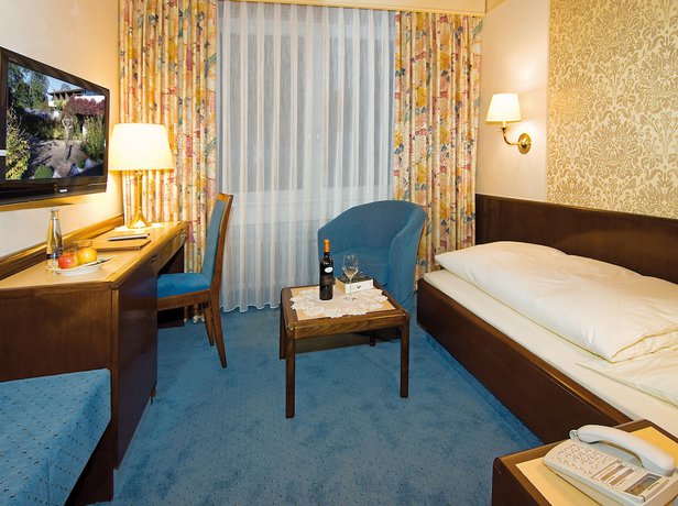 Imagen de la habitación del Hotel Burghotel, Weiler ob Helfenstein. Foto 12