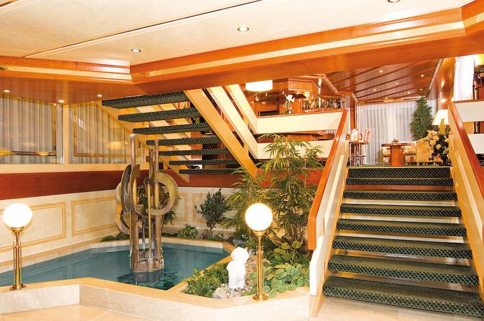 Imagen de los interiores del Hotel Burghotel, Weiler ob Helfenstein. Foto 19