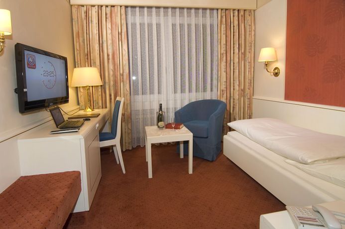 Imagen de la habitación del Hotel Burghotel, Weiler ob Helfenstein. Foto 15