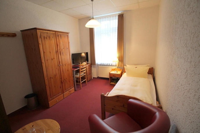 Imagen de la habitación del Hotel Burgk. Foto 3