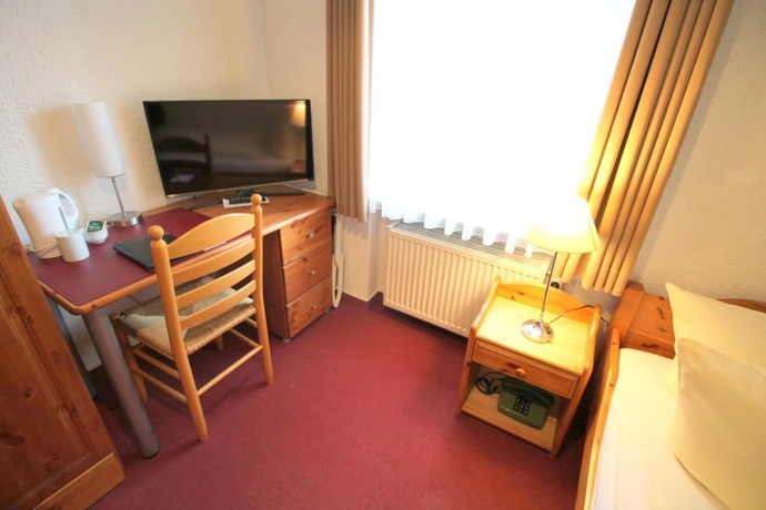Imagen de la habitación del Hotel Burgk. Foto 11