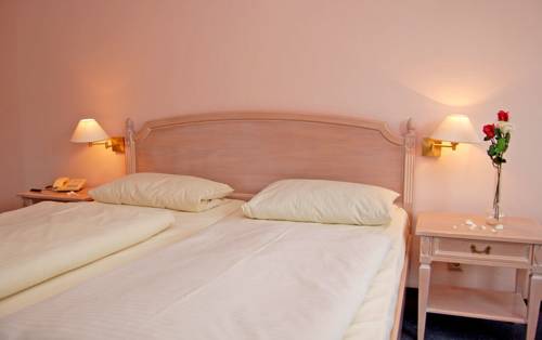 Imagen de la habitación del Hotel Burg-klause. Foto 3