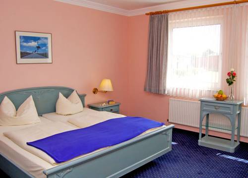 Imagen de la habitación del Hotel Burg-klause. Foto 7