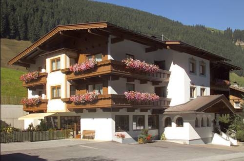 Imagen general del Hotel Burgschrofn. Foto 9