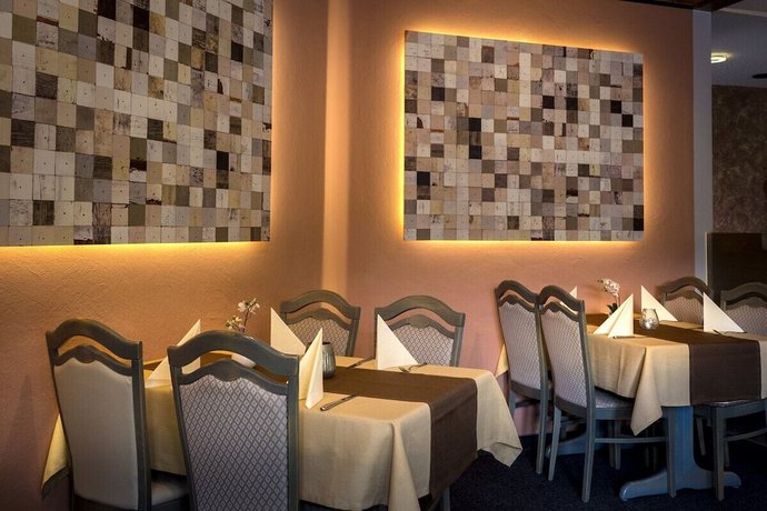 Imagen del bar/restaurante del Hotel Burgstadt-Hotel. Foto 5