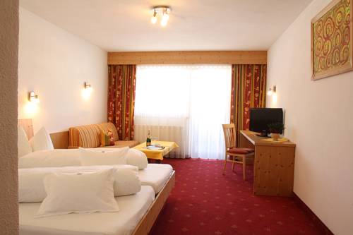 Imagen de la habitación del Hotel Burgstein. Foto 3