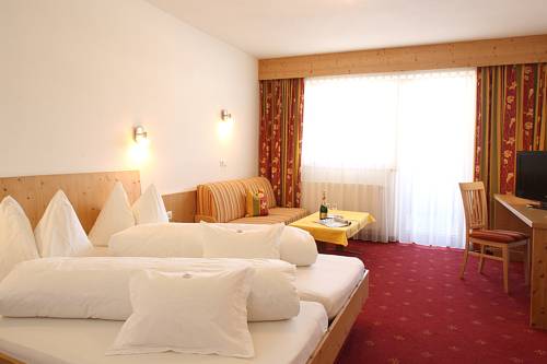 Imagen de la habitación del Hotel Burgstein. Foto 5