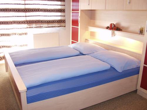 Imagen de la habitación del Hotel Burgstein. Foto 9
