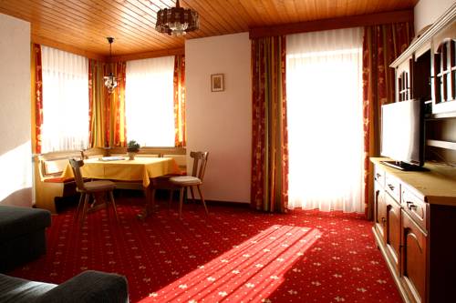 Imagen de la habitación del Hotel Burgstein. Foto 16