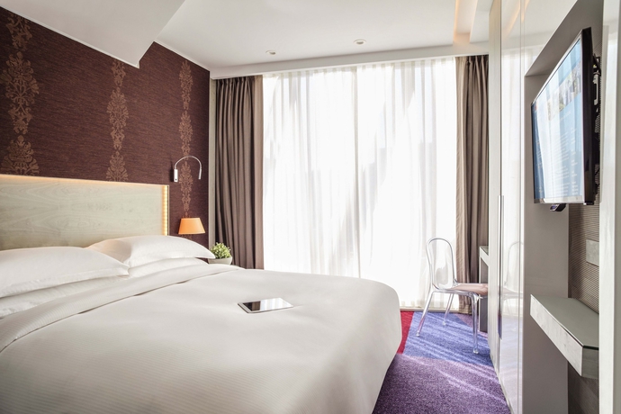 Imagen de la habitación del Hotel Burgu Arjaan by Rotana. Foto 11